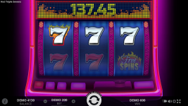 Hot Triple Sevens - Screenshot 4